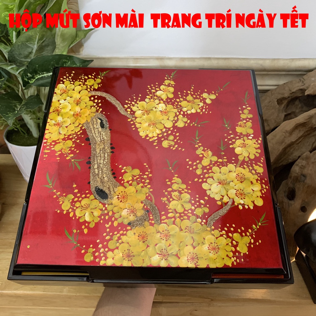 Hộp đựng mứt/ bánh kẹo Tết sơn mài - khay đựng mứt sơn mài vẽ hoa mai 30x30cm - Thủ công mỹ nghệ sơn mài Việt Nam
