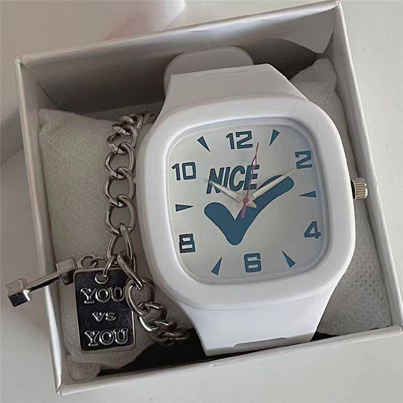 Đồng Hồ Đeo Tay Mặt Vuông Thiết Kế Đơn Giản Thời Trang 2022 Cho Nữ