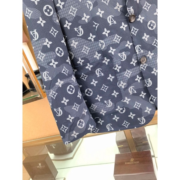 Áo khoác vest nam lịch lãm thời thượng hoạ tiế logo Louis Vuitton LV cao cấp 2022