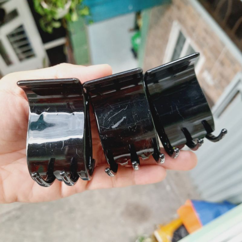 Combo 6 Kẹp tóc 5 răng đen bóng (sale như ảnh)
