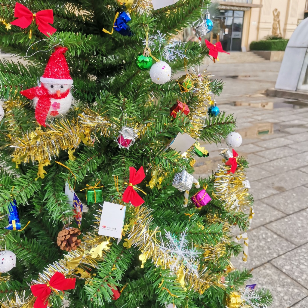 HOẢ TỐC - Cây Thông Noel Xanh Đầu Tròn 90CM, 1M2, 1M5, 1M8, 2M, 2M4 Full PK Hàng Chính Hãng Chaang Chiia