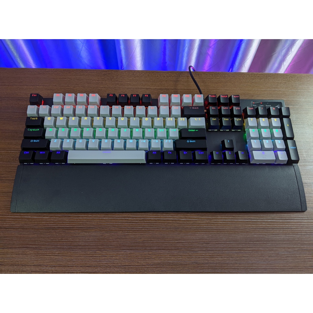 Bàn Phím Cơ Gaming SPARTAN TC3218 Led RGB