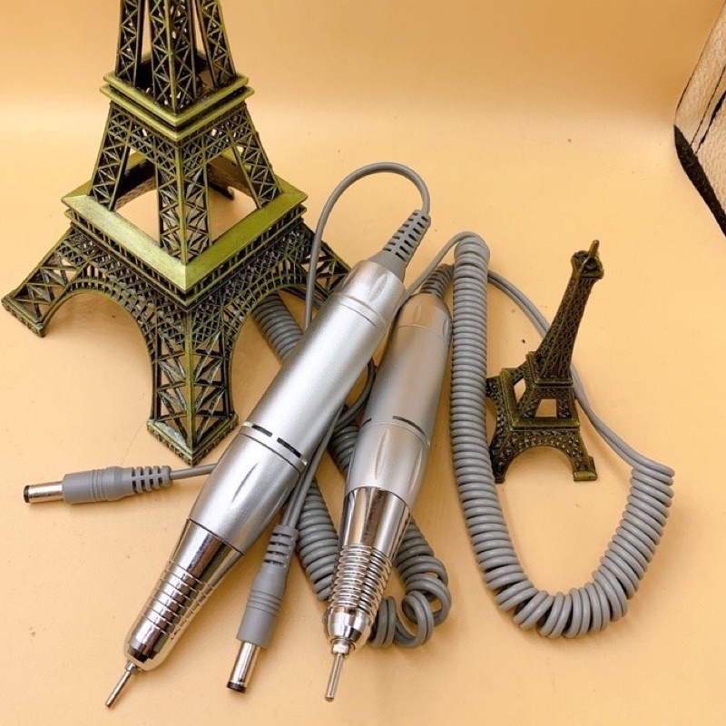 Bi nâng tay mài nail