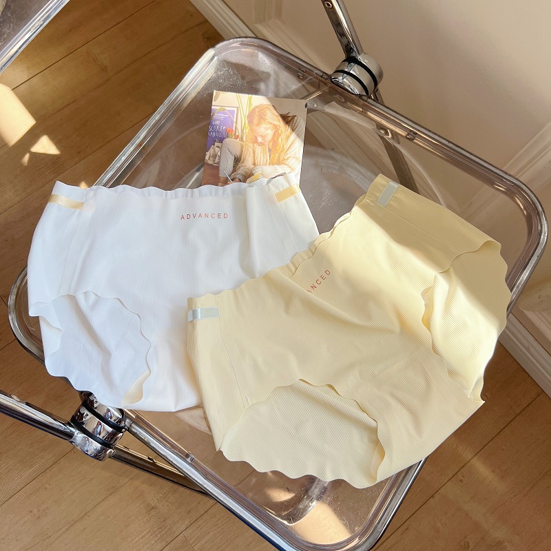 Quần lót nữ su cao cấp mát lạnh cạp vừa, đáy may kháng khuẩn không cộm HLBOUTIQUE L8368