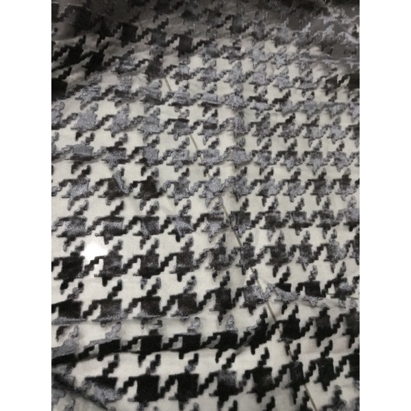 Vải voan ép nhung đen tuyền mềm mịn may đầm váy , áo kiểu , áo dài đẹp thời trang