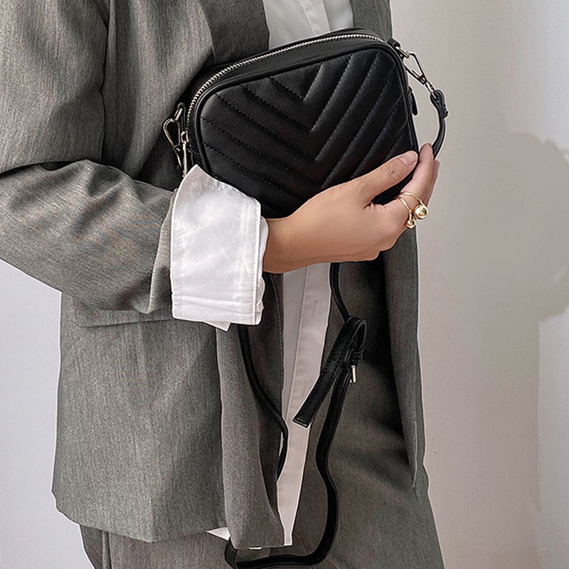 Ielgy Túi Đeo Vai Hình Thoi Hợp Thời Trang Dễ Phối Đồ Cho Nữ