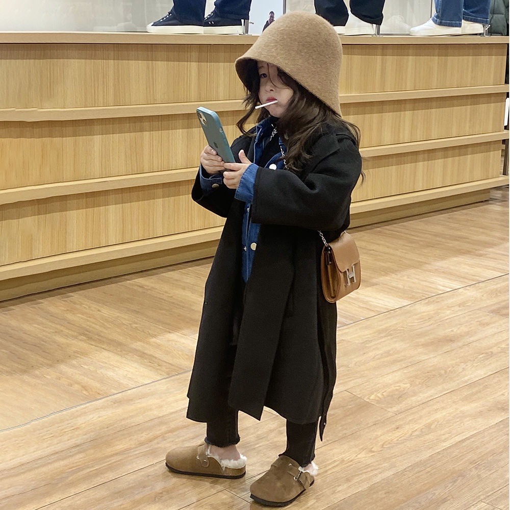 Áo Khoác Len Hai Mặt Màu Đen Dáng Rộng Phong Cách Hàn Quốc Thời Trang Thu Đông Xinh Xắn Cho Bé Gái