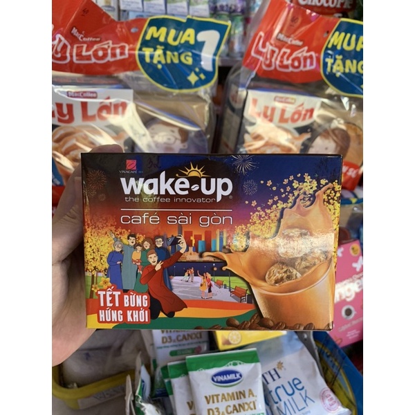 Một hộp cafe Wake - up mẫu Tết