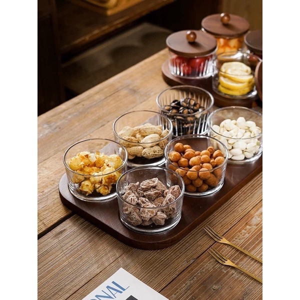 KHAY 5-6 HŨ MỨT THUỶ TINH VÂN SỌC