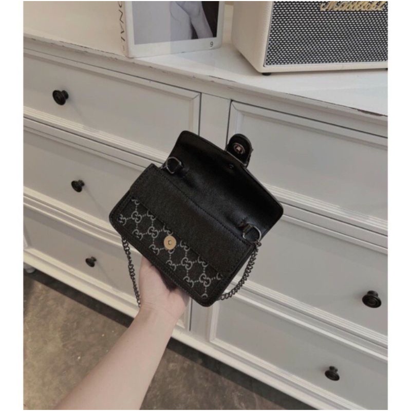 Túi đeo chéo, túi đeo vai, cầm tay đầu rồng vải bò hoạ tiết logo