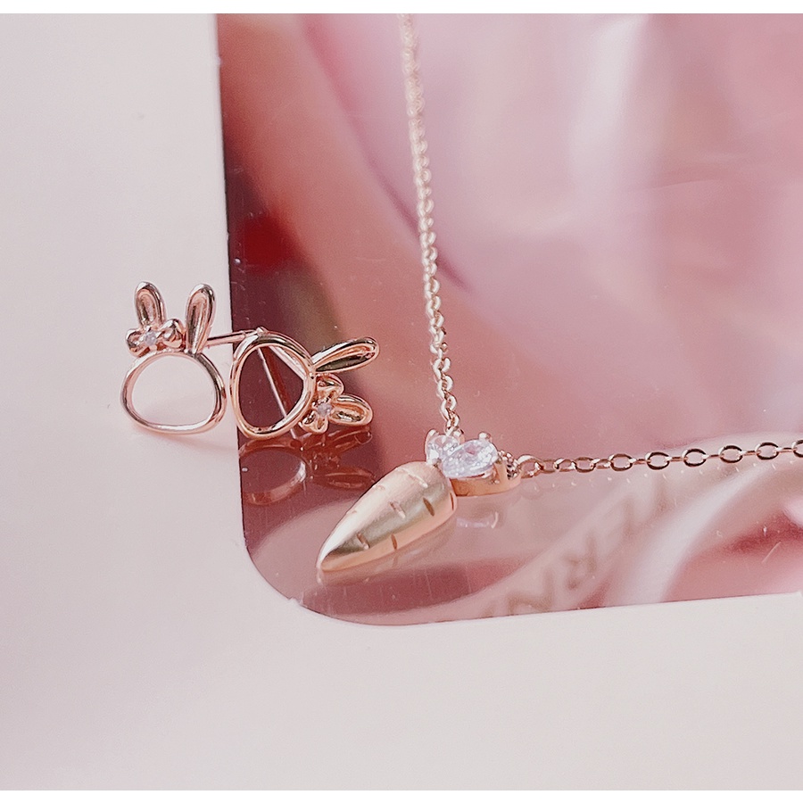 Dây Chuyền Bạc Nữ Mon Lilas Mặt CaRot Đính Đá Dễ Thương D102205