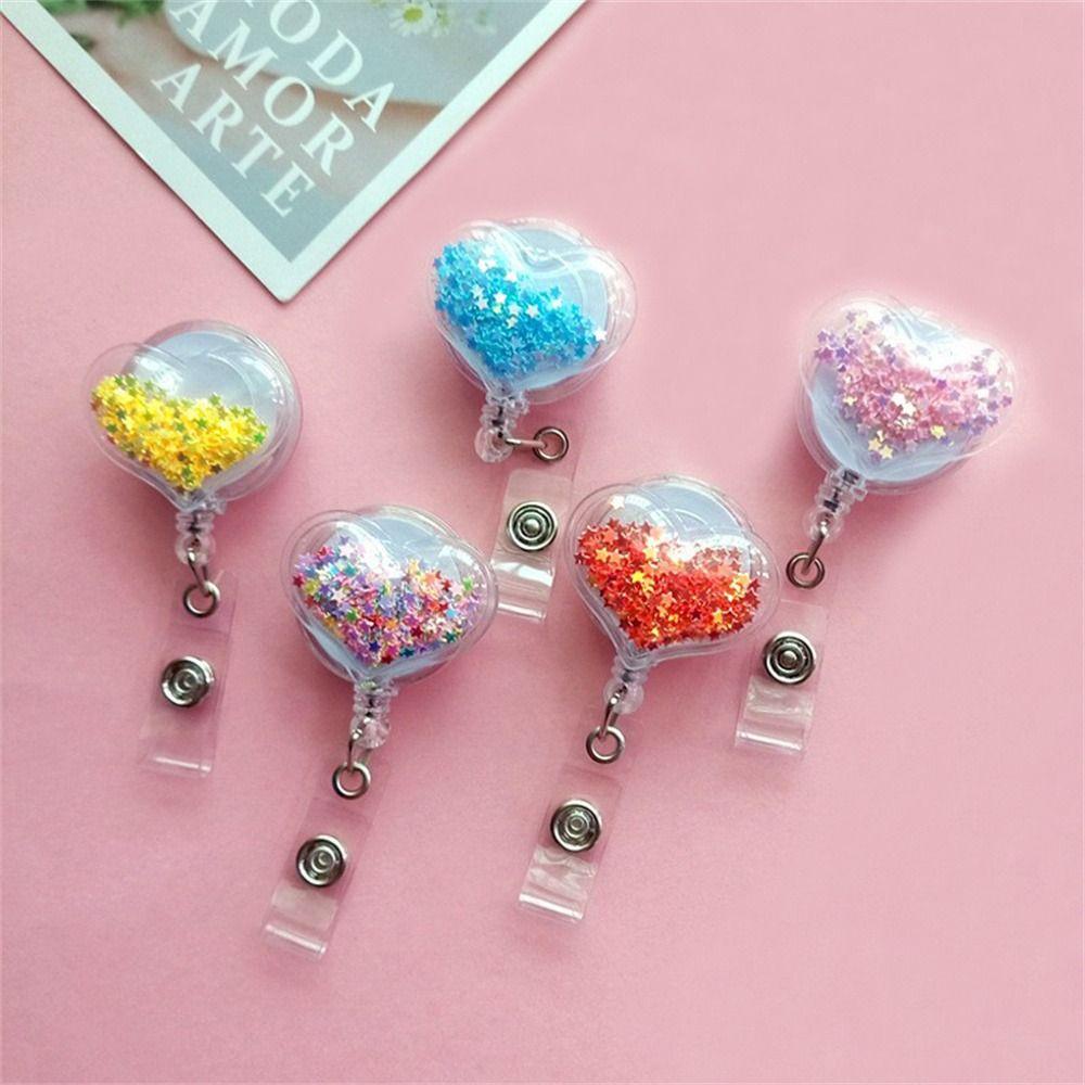 Giá Đỡ Bảng Tên Đeo Trước Ngực Họa Tiết Trái Tim Dễ Thương Có Thể Thu Gọn Cho Học Sinh /