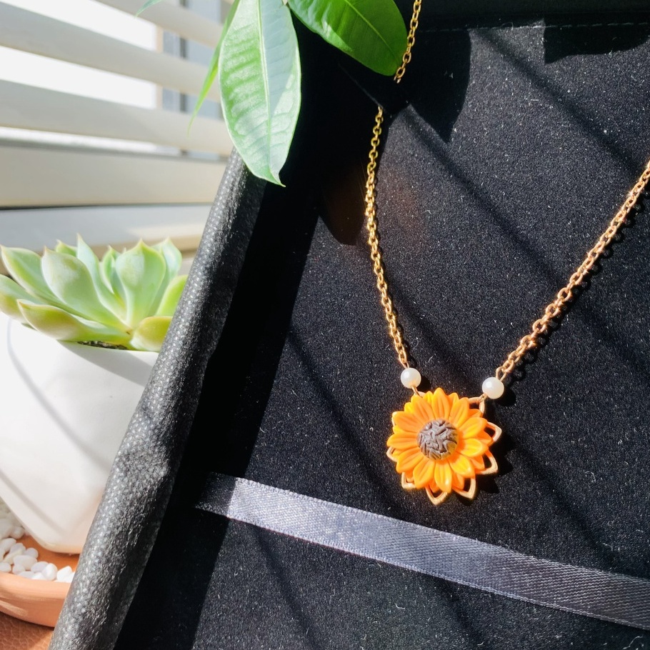 DC2.611 Dây chuyền hoa hướng dương cực vintage | Độc lạ | Vintage | Silver | Si Nhật | Japan | 2HAND | Bạc |