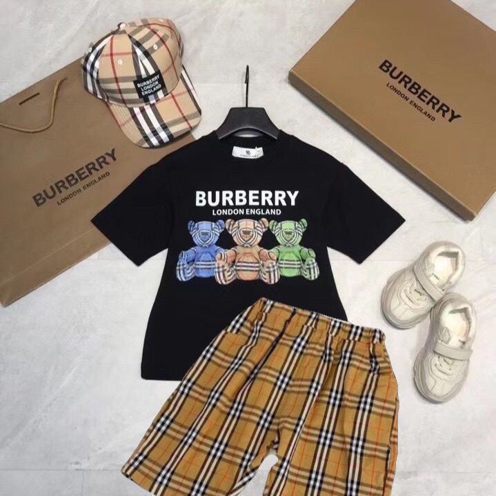 Bộ Đồ Áo Thun Tay Ngắn + Quần Đùi Họa Tiết Caro Burberry Phong Cách Phương Tây Thời Trang Mùa Hè Cho Nam Và Nữ
