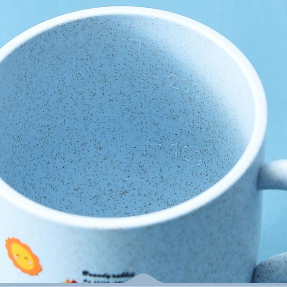 Bình Nước Có Ống Hút Và Tay Cầm Tiện Lợi Cho Bé