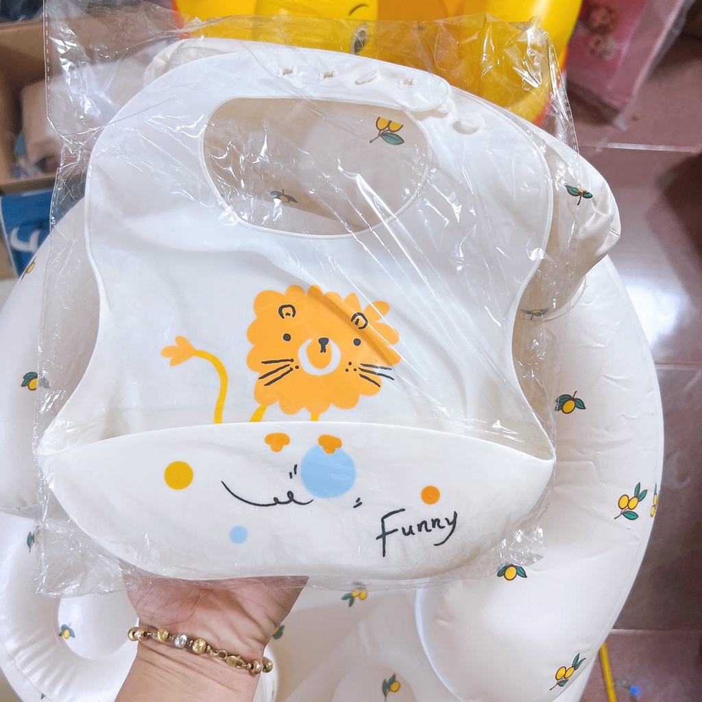 Yếm ăn dặm có máng HOLIDAY không bám bẩn, siêu mềm cao cấp cho bé yêu ăn dặm