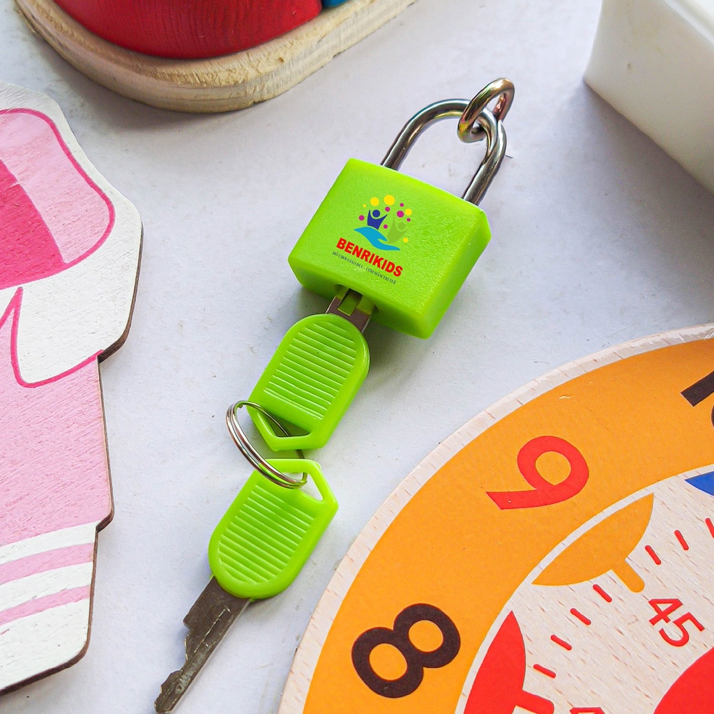 Bảng Tổng Hợp Các Kỹ Năng: Giày Gỗ, Xâu Dây, Khuy Áo,... Cho Bé Phát Triển Các Kỹ Năng Cơ Bản Và Tư Duy Logic BR01