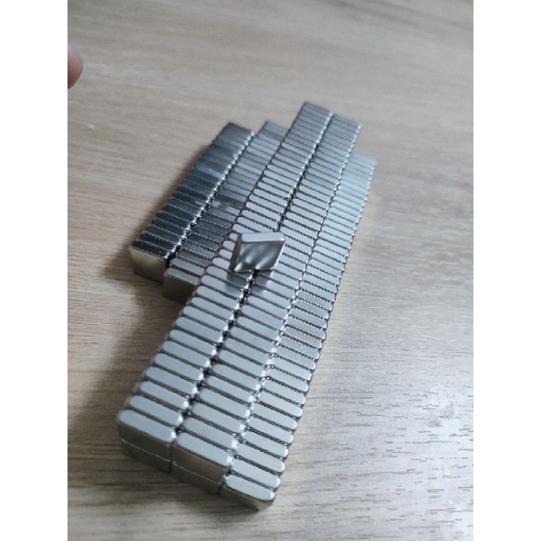 5 cái Nam châm vuông 10*10*3mm đất hiếm siêu mạnh