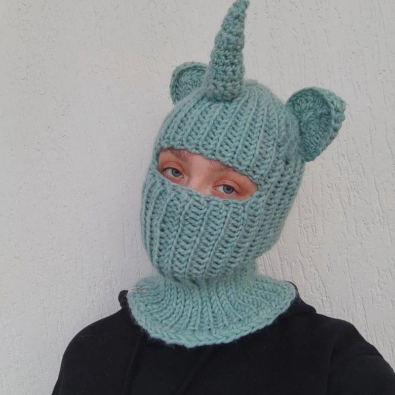 Mũ Len Beanie Đính Sừng Quỷ Dễ Thương