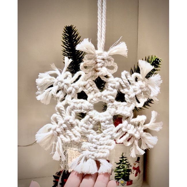 Hoa tuyết trang trí Giáng Sinh Macrame