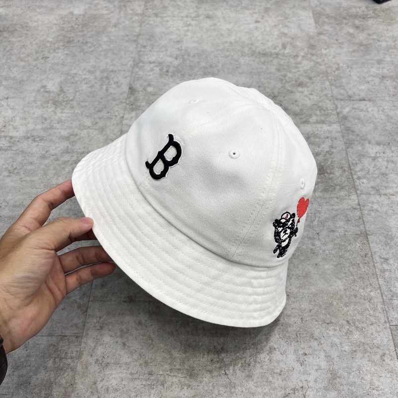 MŨ/ NÓN MLB MEGA BEAR DOM HAT FULL TAG MẠC CHUẨN XỊN TRẮNG GẤU VÀ ĐEN GẤU