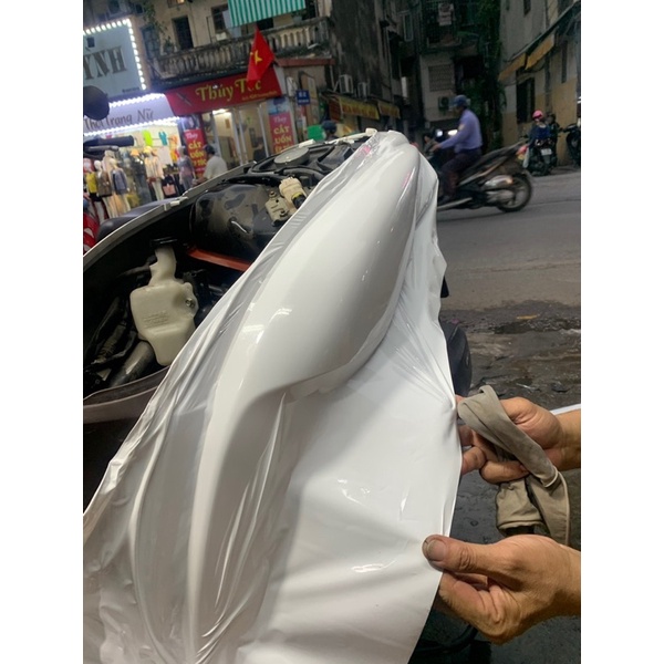 Decal màu trắng chuyên dán đổi màu ô tô,xe máy, máy tính,điện thoại...