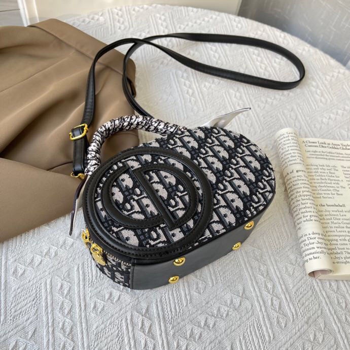 Lv Túi Đeo Vai Hình Vuông Cỡ Nhỏ Phong Cách Phương Tây Thời Trang Xuân Thu 2023 Cho Nữ