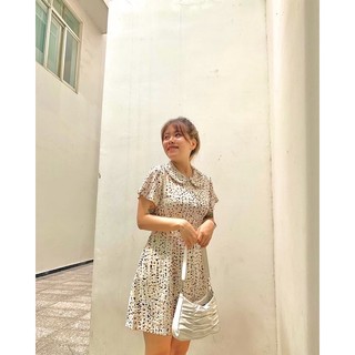 Đầm cổ tròn cài nút chilly