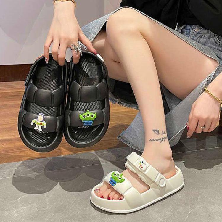 Giày Sandal Hai Cách Mang Đế Mềm Nhẹ Thoải Mái Chống Trượt Thời Trang Dạo Phố Năng Động