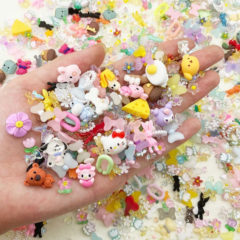 Set charm hoạt hình khoảng 100v trang trí móng mix nhiều mẫu