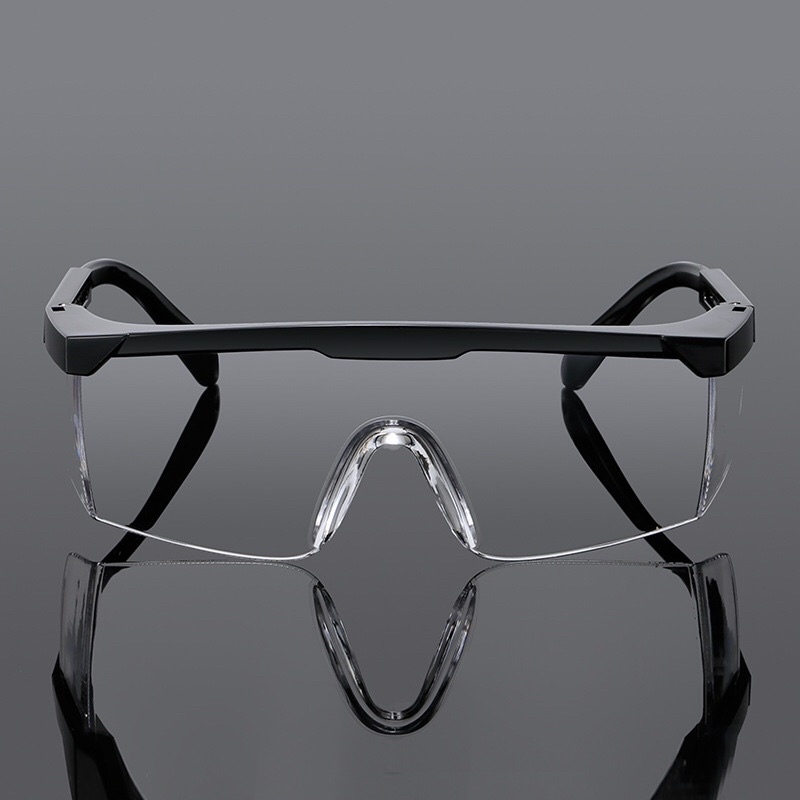 Kính bảo hộ chống bụi, chống tia UV, chống va đập, chống giọt bắn.