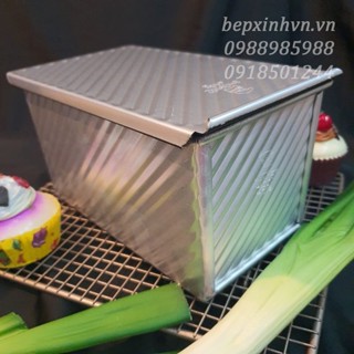 Khuôn bánh mì sandwich chống dính 450g sanneng sọc SN2055 có nắp