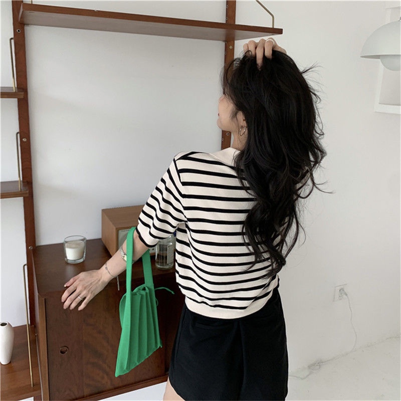 Áo Thun polo Ngắn Tay Họa Tiết Kẻ Sọc Thời Trang Hong Kong | BigBuy360 - bigbuy360.vn