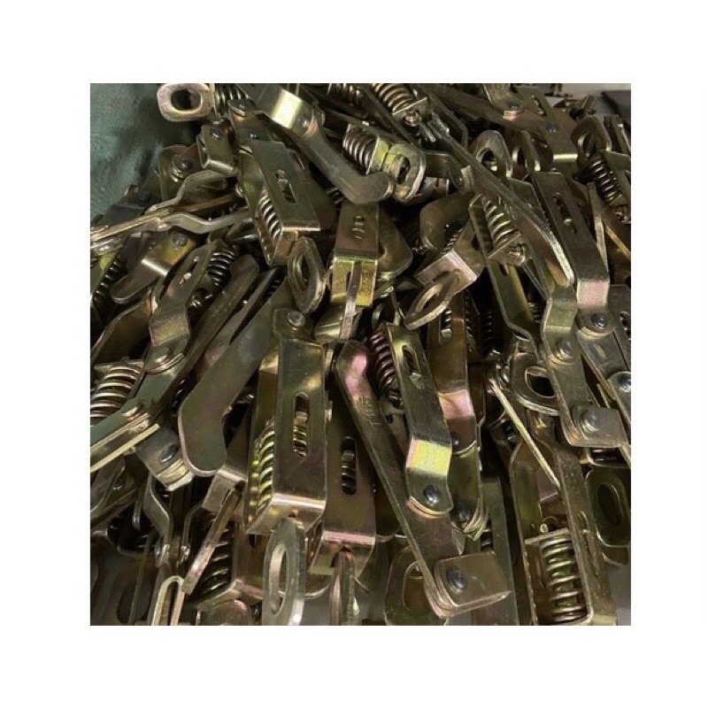 Khoá tôm gạt dùng khoá thùng xe tải