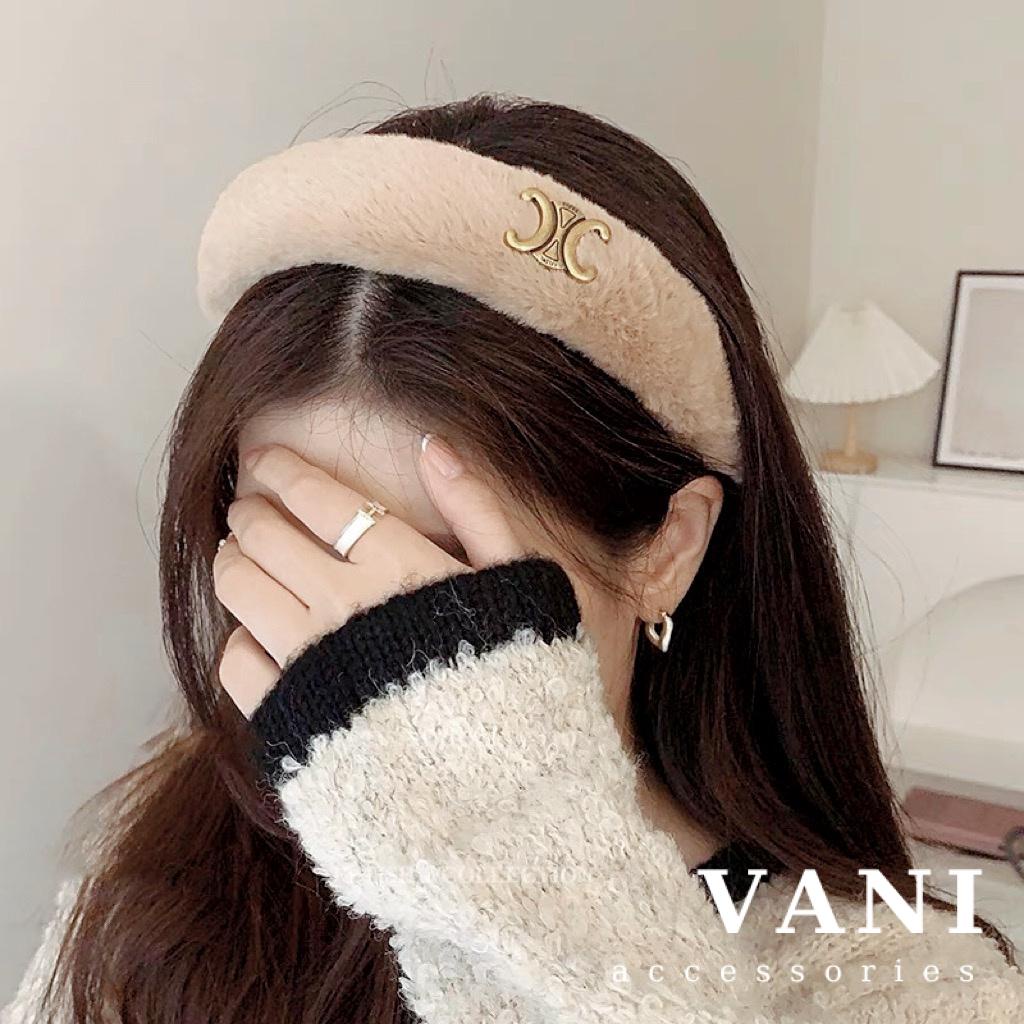 Băng Đô Lông Mềm Đính Charm Celin - Vani Store - PKT00303