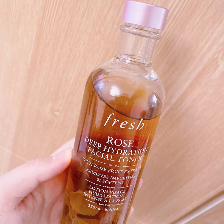 Fresh toner nước hoa hồng Fresh Rose Deep Hyration Facial Toner 250ml