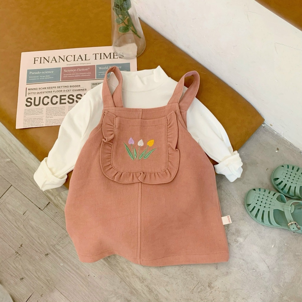 Set Váy Yếm Nhung Thêu Hoa Nổi Với Áo Thun Tay Dài Cho Bé Gái