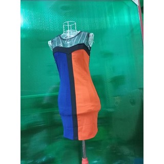 đầm body v1:80-82,v2:60-62