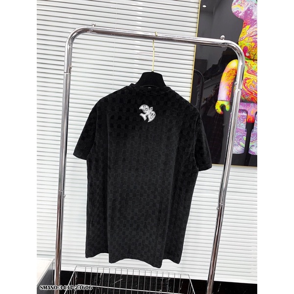 Áo Phông Nhung L.V Hai Màu Hot New 2022