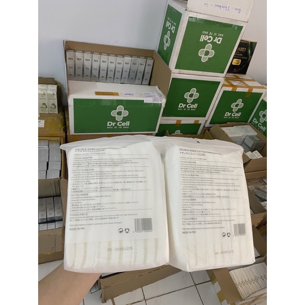 Bông tẩy trang Cotton Pads 222 miếng