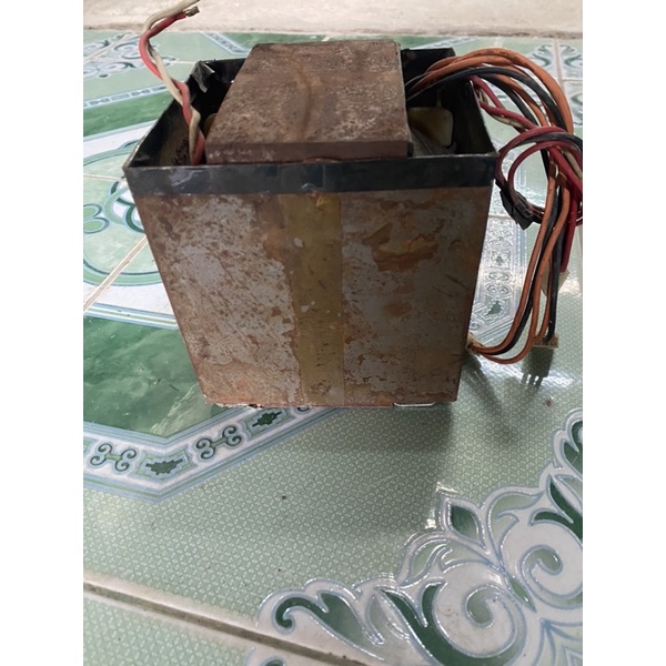 Biến áp âm ly 506 bãi