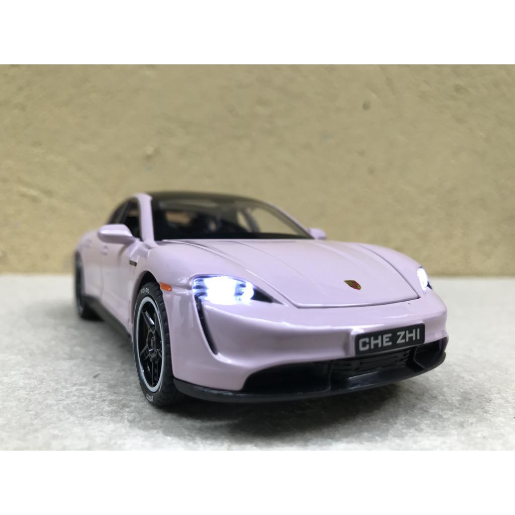 Mô hình xe Porsche Taycan S 2023 1:32