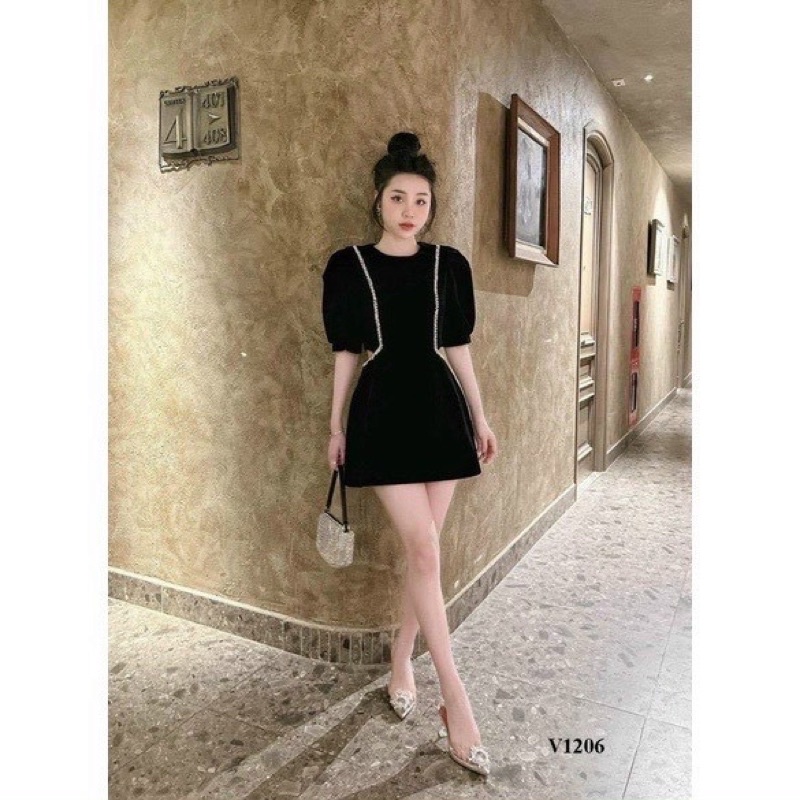 Đầm Xoè Nhung Đính Đá Nổi Bật Tay Phồng CC021