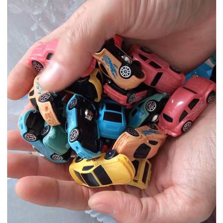 Bộ 4 xe ô tô mini , xe đồ chơi cho bé ( sử dụng được cho các loại đường đua)