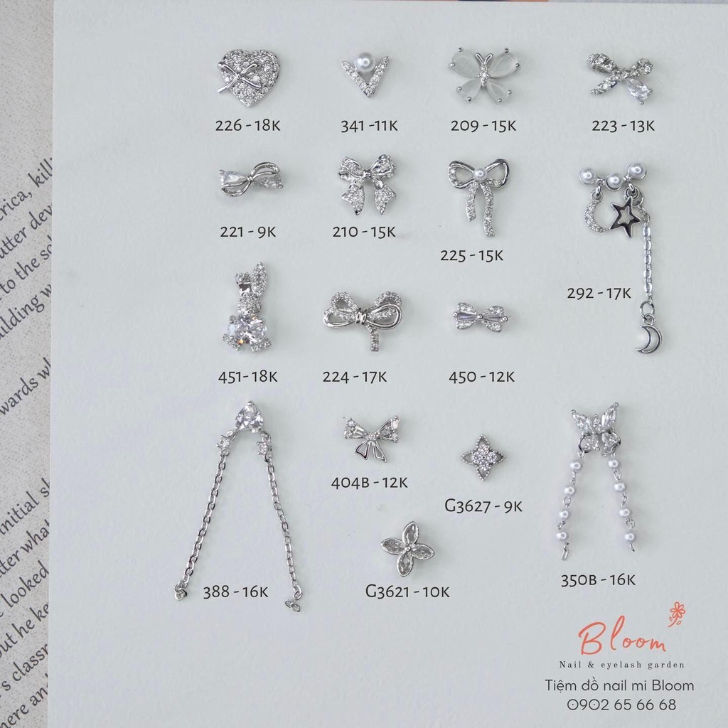 Charm nail bạc đính đá cao cấp hot trend