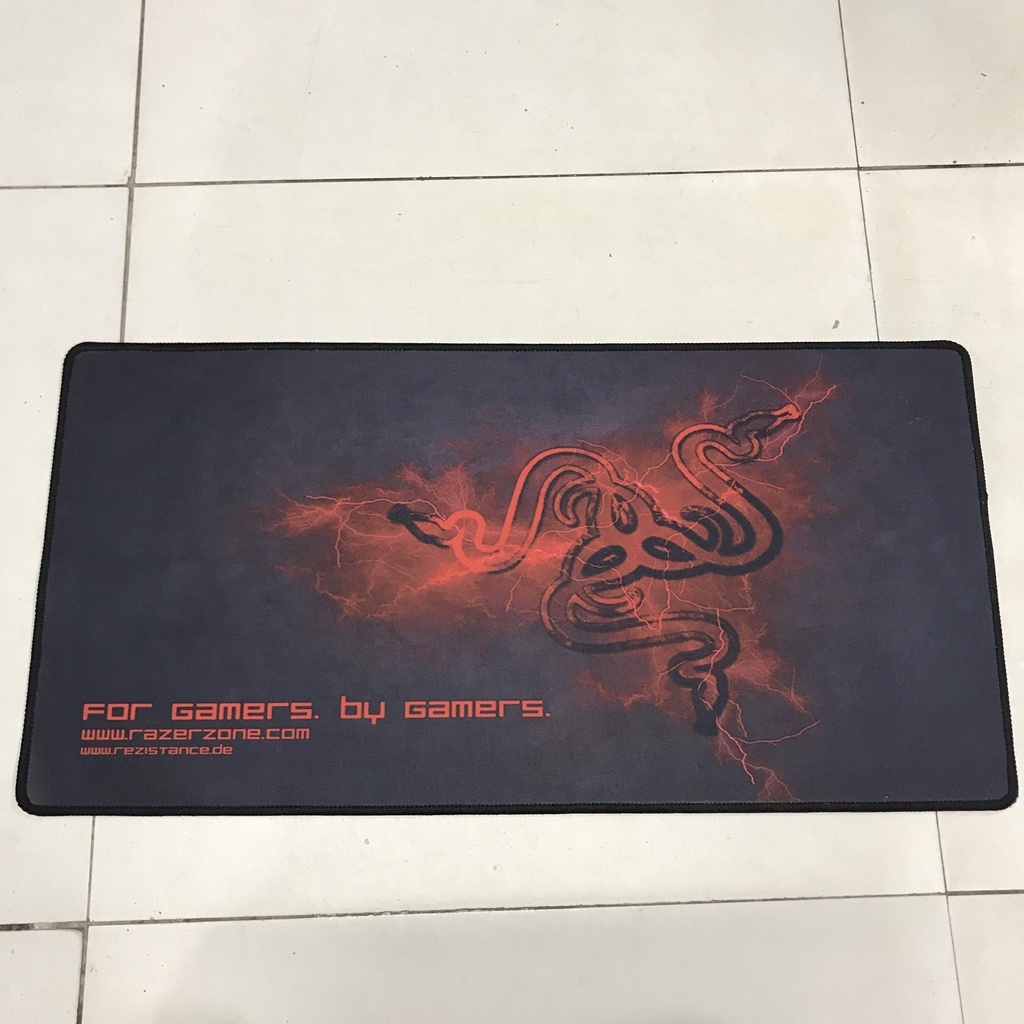 Bàn di chuột chuyên games cỡ 60x30 cm
