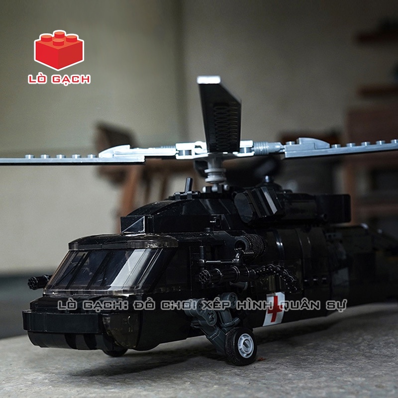 Bộ xếp hình máy bay trực thăng UH60 Black Hawk quân đội Mỹ 692 chi tiết
