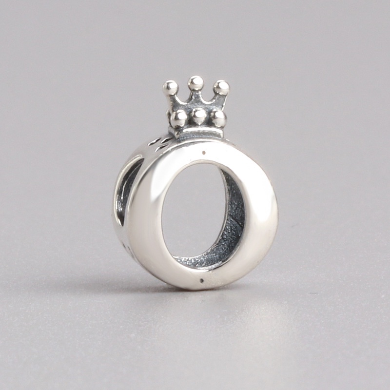 Charm vương miện hình tự chụp