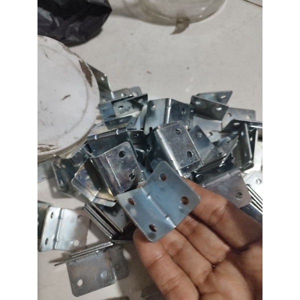5 cái ke cân bảng rộng 3p5