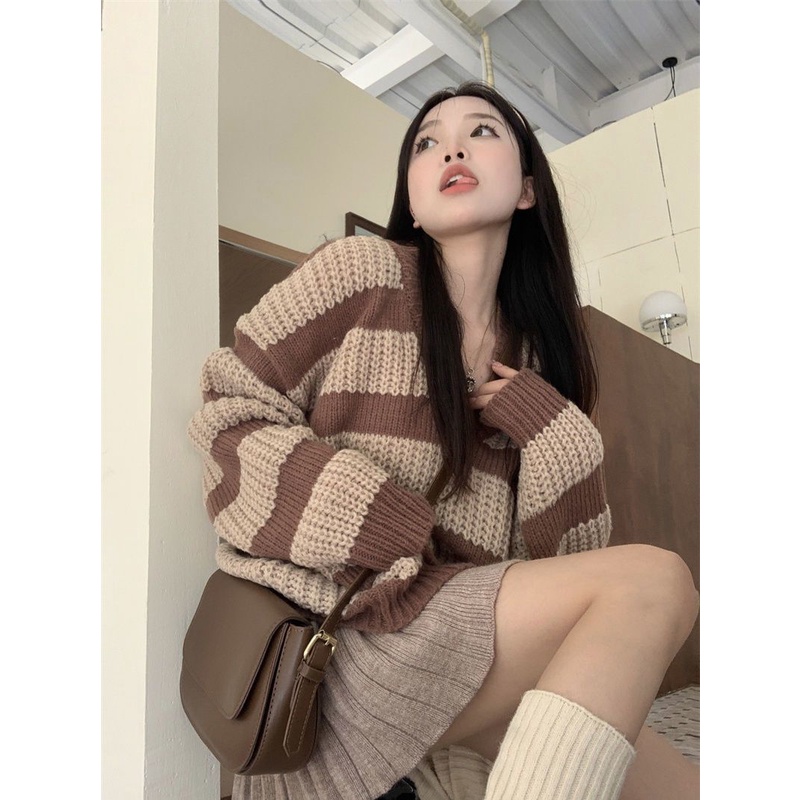 Áo Len Dáng Rộng Họa Tiết Kẻ Sọc Màu Sắc Thời Trang Thu Đông Dễ Phối Đồ Cho Nữ